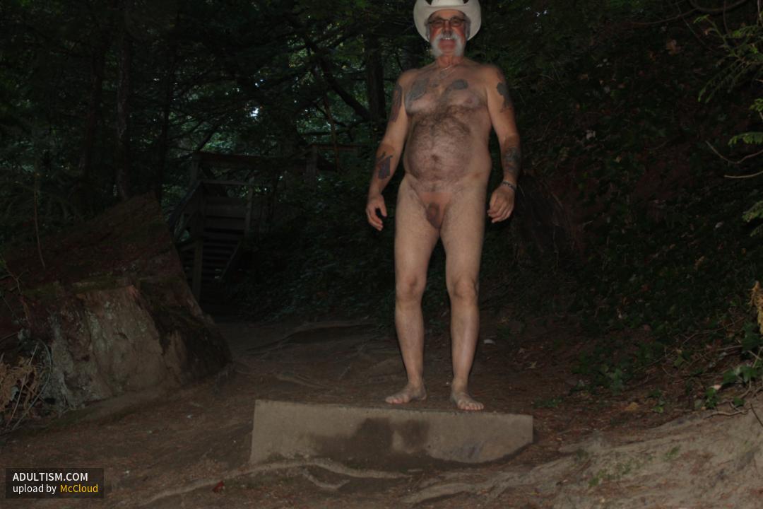 Image 4 of 4
