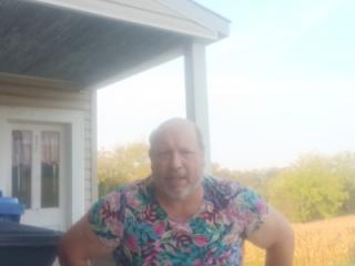 61old outside in girls night dress 12 of 14
