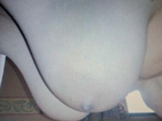 Old pic off her tits 2 of 5