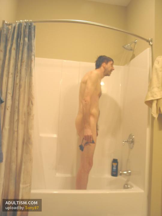 Image 4 of 8
