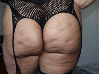 Bbw Rican wife sexy ass in black 3 of 5