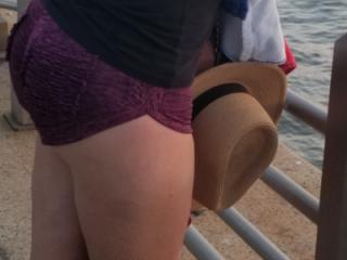 Girl's Trip Hotwife @ Beach 13 of 15