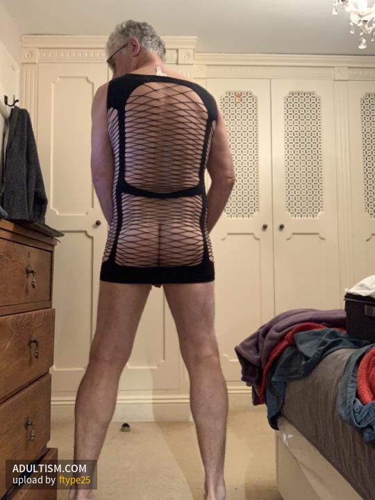 Image 2 of 11