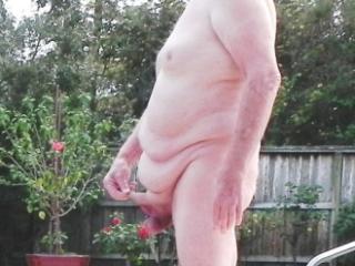 Tom (1) Outside Stretching My Balls 10 Nov 2017 8 of 14