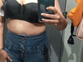 Sri lankan sexy babe bra and panties fit on