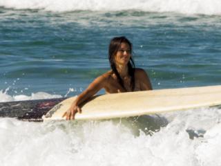 clumsy surfer girl;) 8 of 10