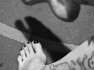 B&W feet pics 7 of 11