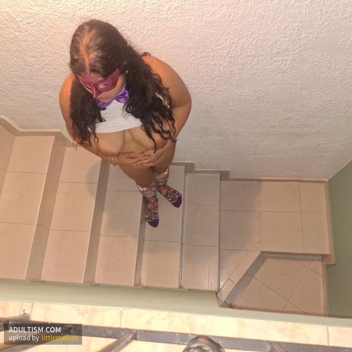 Image 2 of 5