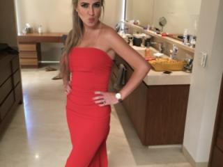 Teasing Hot Wife 14 of 19