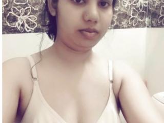 Desi mallu wife nude boobs exposed leaked 1 of 4