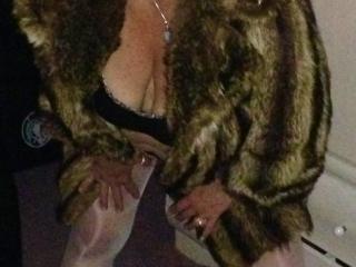 Hot Blonde Milf out on the Town! 3 of 13