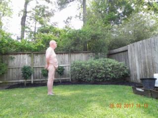 28 Mar 2017 naked in the backyard 15 of 16