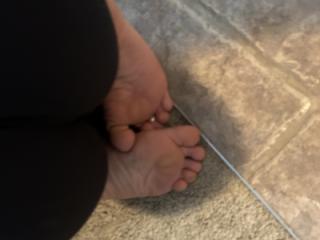 HOT FEET 8 of 20