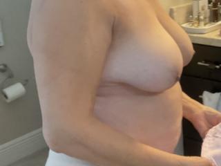 Hot wife boobs