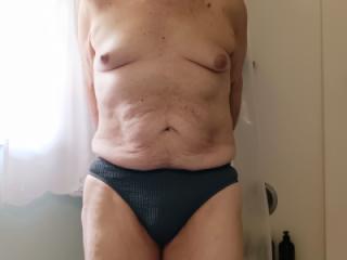 Bathing suit weather! 3 of 9