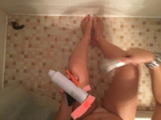 Miscellaneous pics he took while shaving 17 of 20
