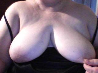 A few more, sorry only boobs 3 of 11
