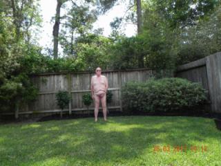 28 Mar 2017 naked in the backyard 7 of 16