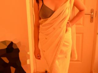 Looking Sexy in Saree 7 of 9