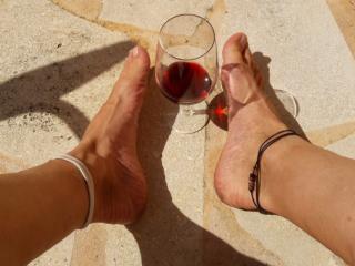 Wine, feet and a little bit more 2 of 4