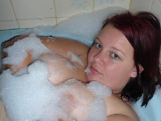 janie taking a Bath selfies 20111110 12 of 20