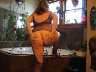 Hot Mrs P 8 1 of 20