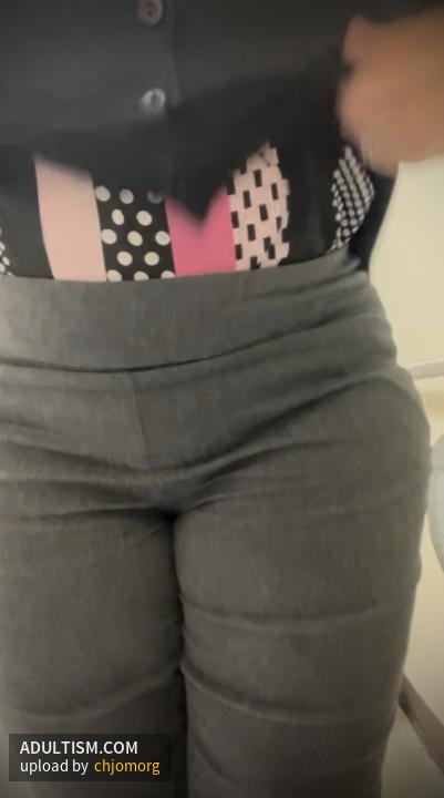 Image 2 of 20
