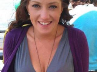 Hot Wife