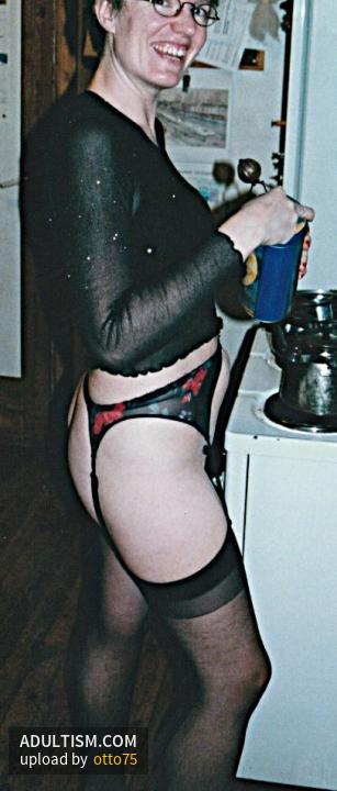Image 4 of 9