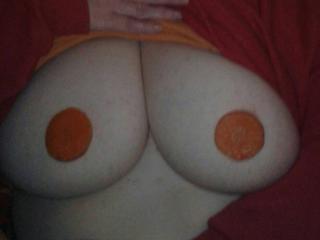 carrot tits & dick sucking 2 of 8