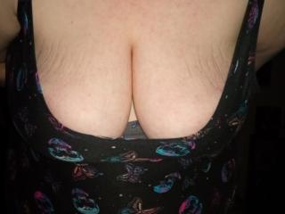 Naturally Busty 8 of 13