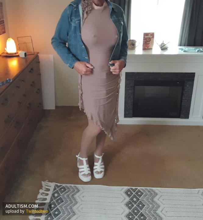 Image 2 of 19