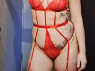 She loves to maken horney pictures repost 14 of 20