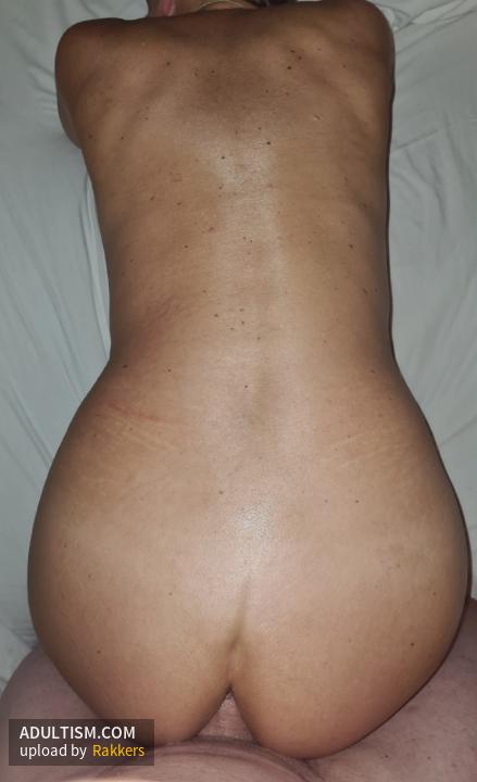 Image 10 of 20